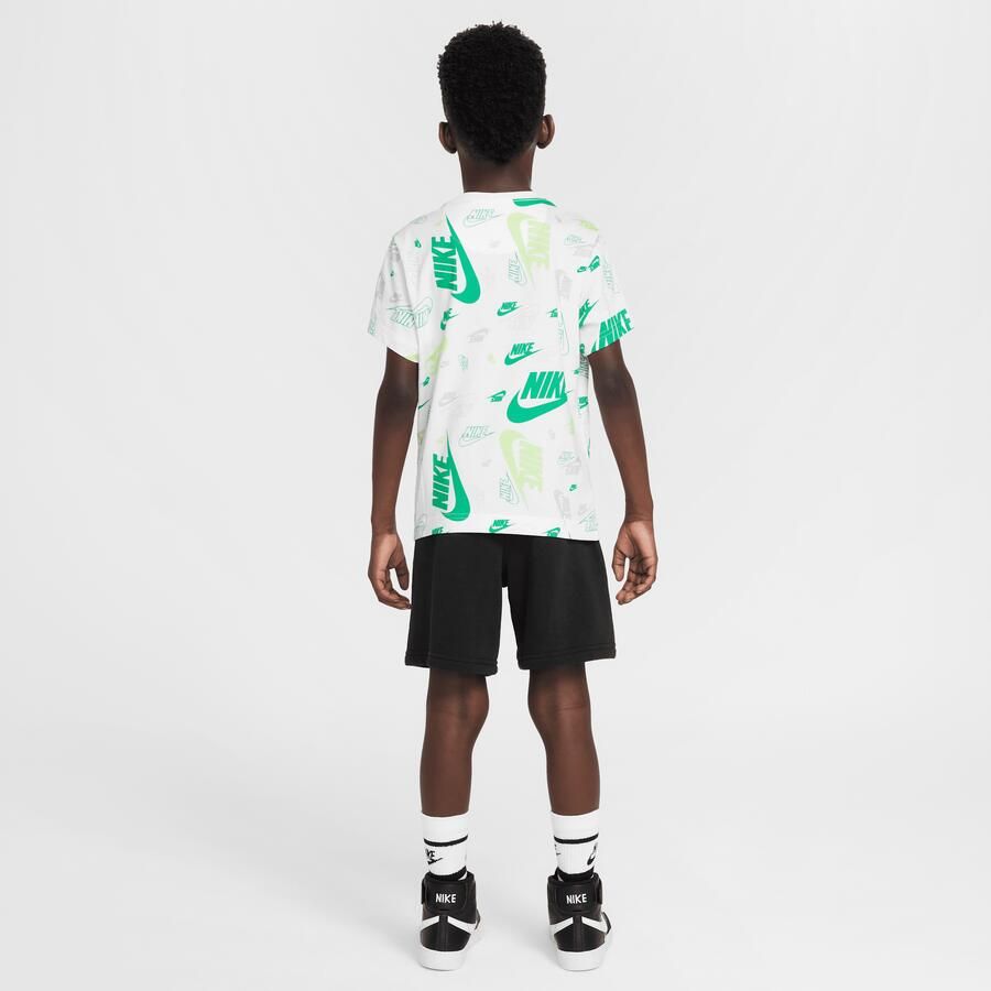 Nike set met T-shirt met print en lichte shorts van sweatstof voor kleuters Zwart