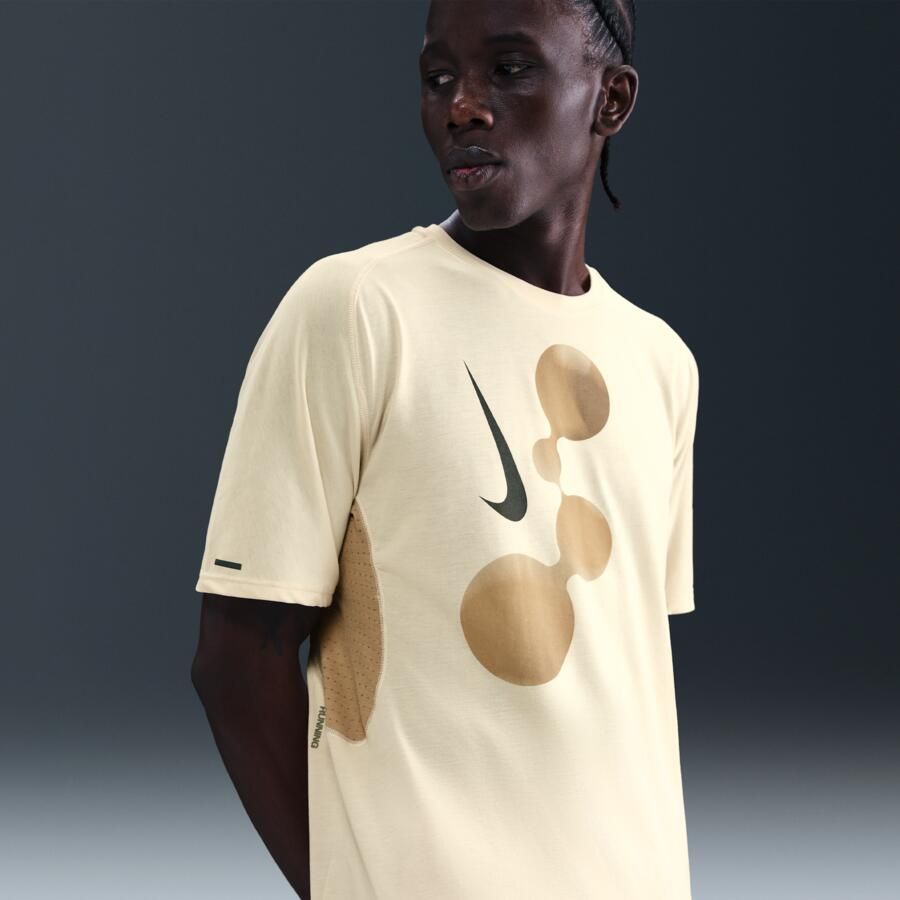 Nike Solar Chase Dri-FIT ADV hardlooptop met korte mouwen voor heren Bruin - Foto 4