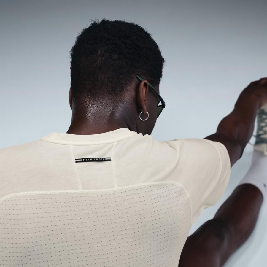 Nike Solar Chase Dri-FIT ADV hardlooptop met korte mouwen voor heren Wit