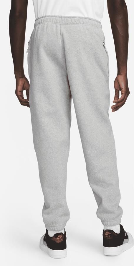 Nike Solo Swoosh Fleecebroek voor heren Grijs - Foto 4