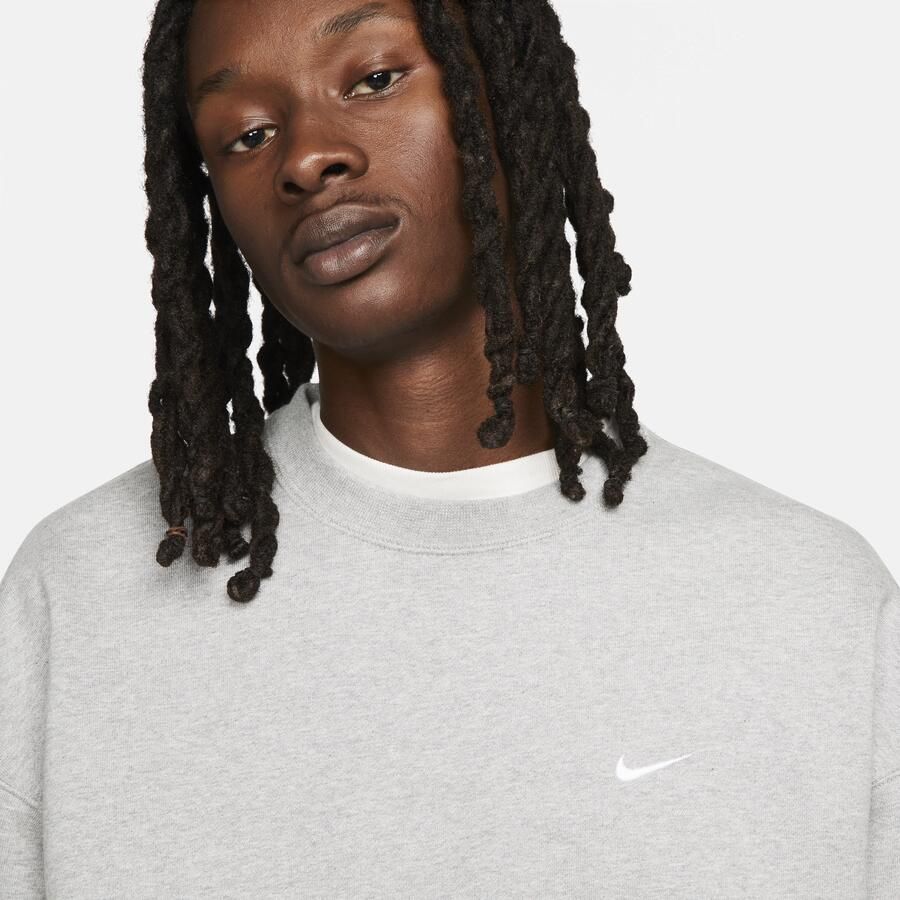 Nike Solo Swoosh Fleecetop met ronde hals voor heren Grijs