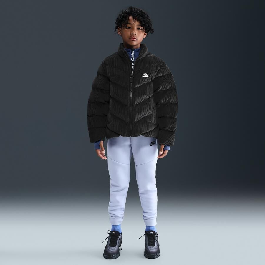 Nike All Day Play gewatteerd Therma-FIT jack met ruime pasvorm voor kids Zwart - Foto 3