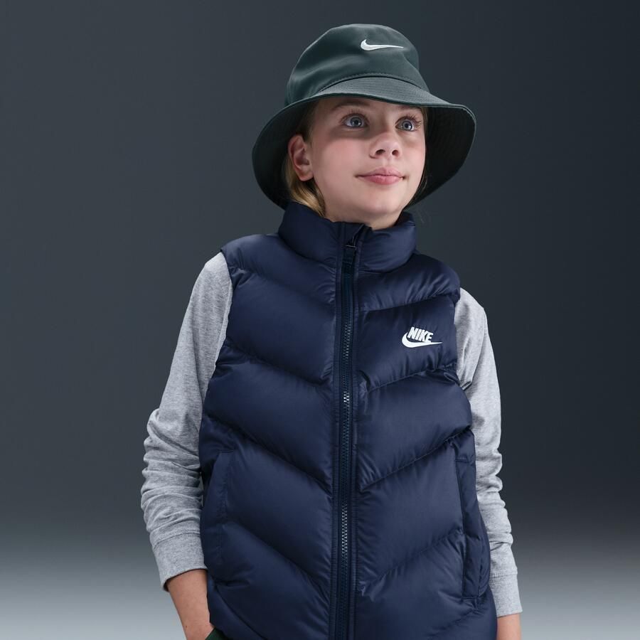 Nike Sportswear All Day Play gewatteerde Therma-FIT bodywarmer met ruime pasvorm voor kids Blauw - Foto 4
