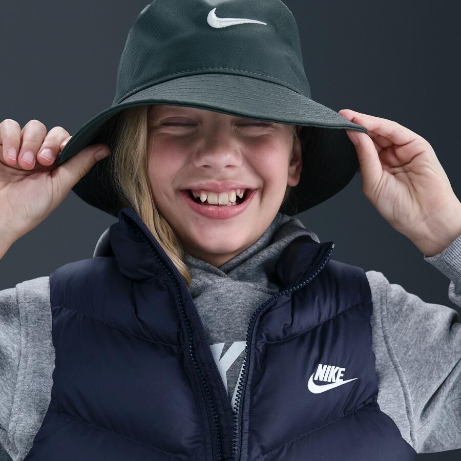 Nike Sportswear All Day Play gewatteerde Therma-FIT bodywarmer met ruime pasvorm voor kids Blauw - Foto 2
