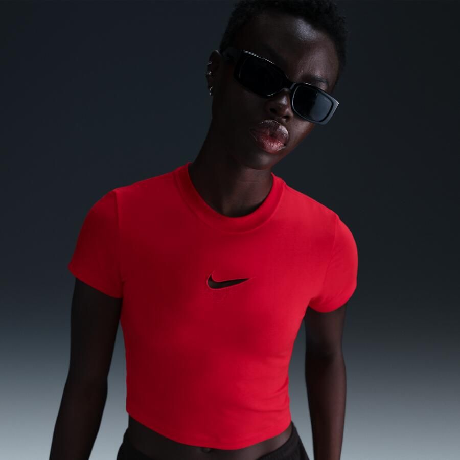 Nike Sportswear Chill Knit aansluitend kort T-shirt voor dames Rood - Foto 3