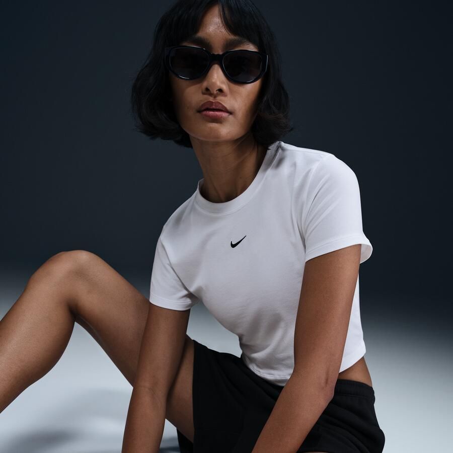 Nike Sportswear Chill Knit kort T-shirt voor dames Wit