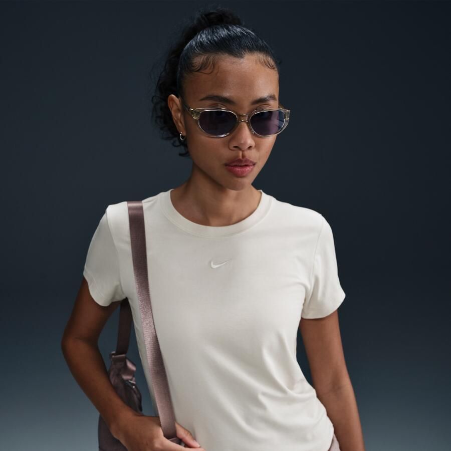 Nike Chill Knit T-shirt voor dames Bruin - Foto 3