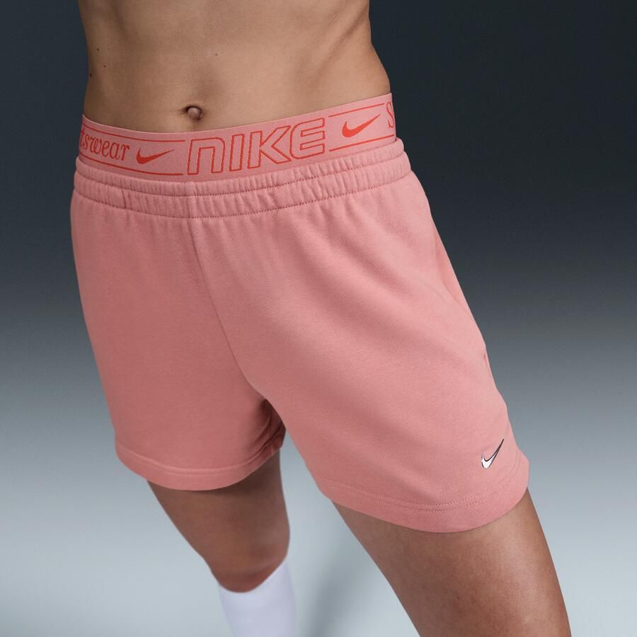 Nike Sportswear Chill Terry damesshorts met halfhoge taille (10 cm) Roze