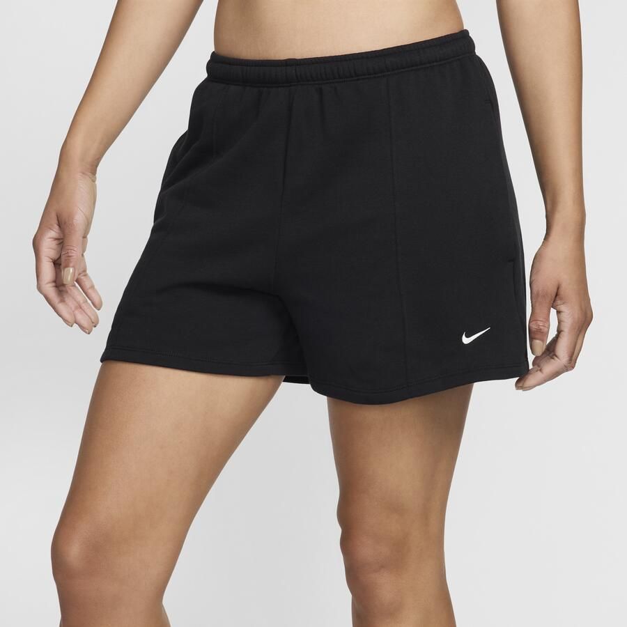 Nike Chill Terry shorts van sweatstof met halfhoge taille voor dames (10 cm) Zwart - Foto 4