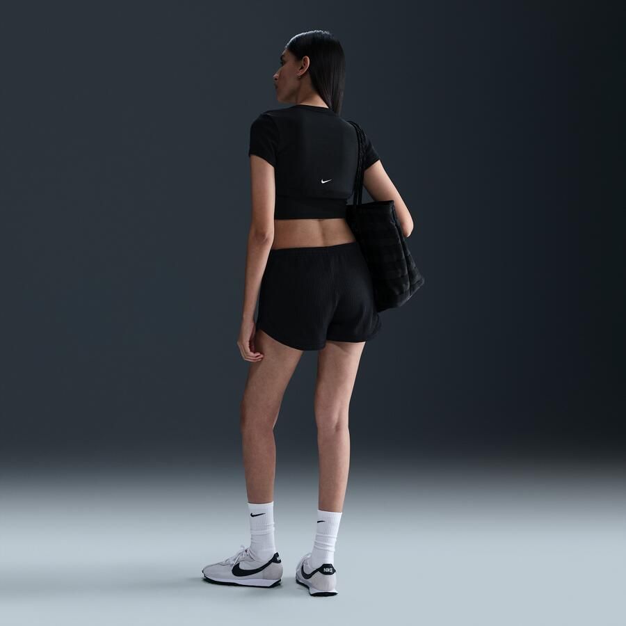 Nike Sportswear Chill Waffle damesshorts met halfhoge taille (8 cm) Zwart - Foto 3