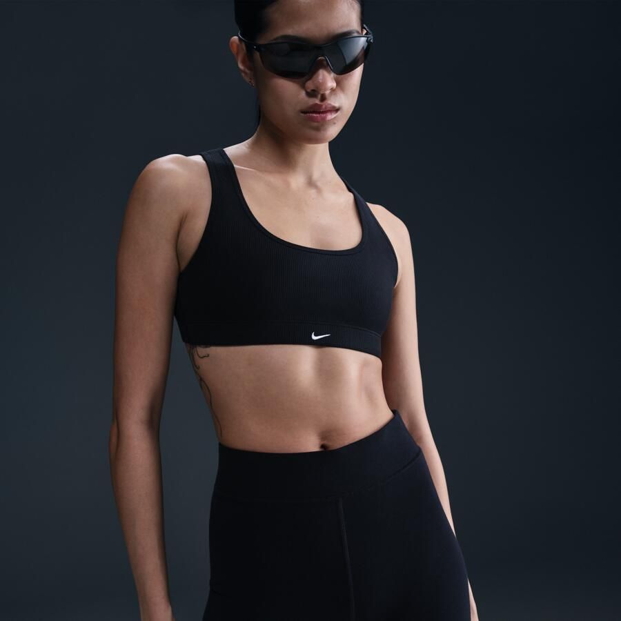 Nike Sportswear Classic bikeshorts met hoge taille voor dames (13 cm) Zwart