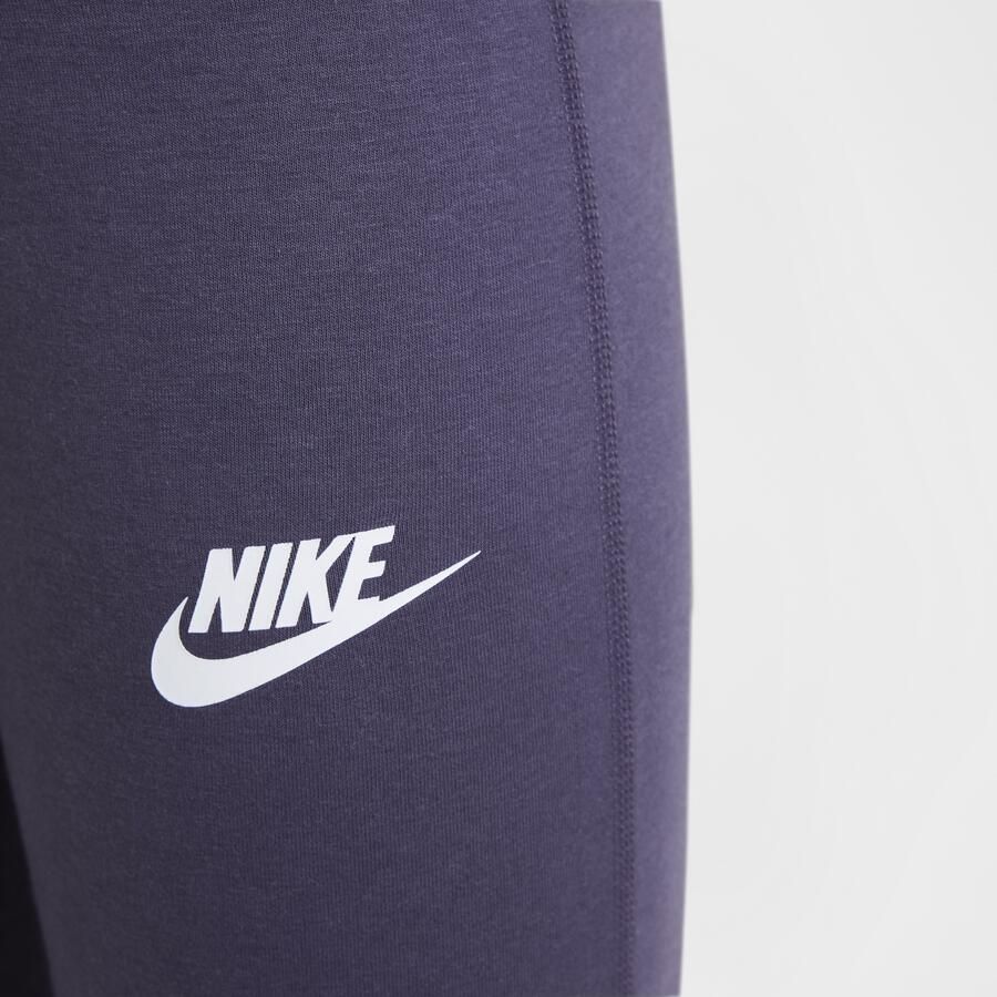 Nike Sportswear Classic legging met hoge taille en wijde pijpen voor meisjes Paars