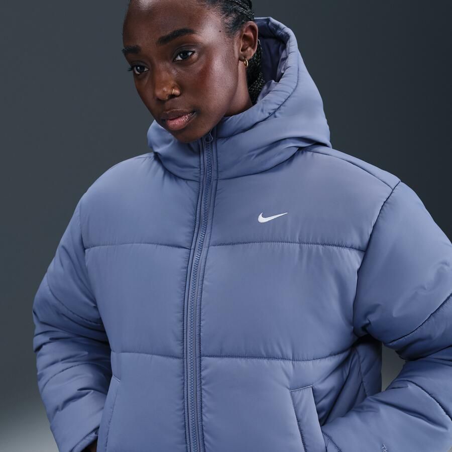 Nike Classic Puffer Therma-FIT ruimvallend damesjack met capuchon Blauw - Foto 4