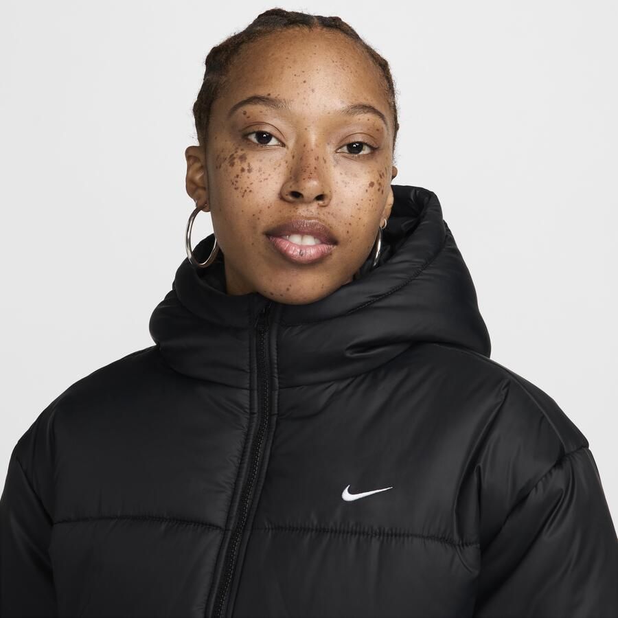 Nike Sportswear Classic Puffer Therma-FIT ruimvallende parka voor dames Zwart