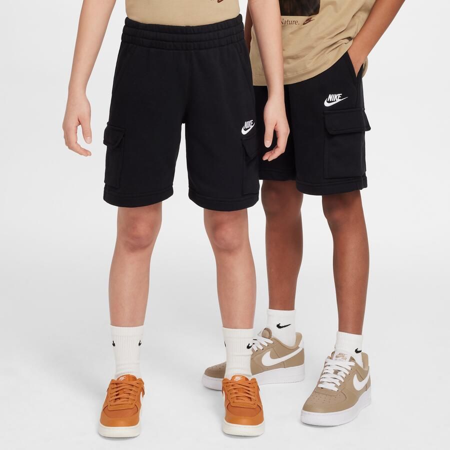 Nike Club cargoshorts van sweatstof voor kids Zwart - Foto 4