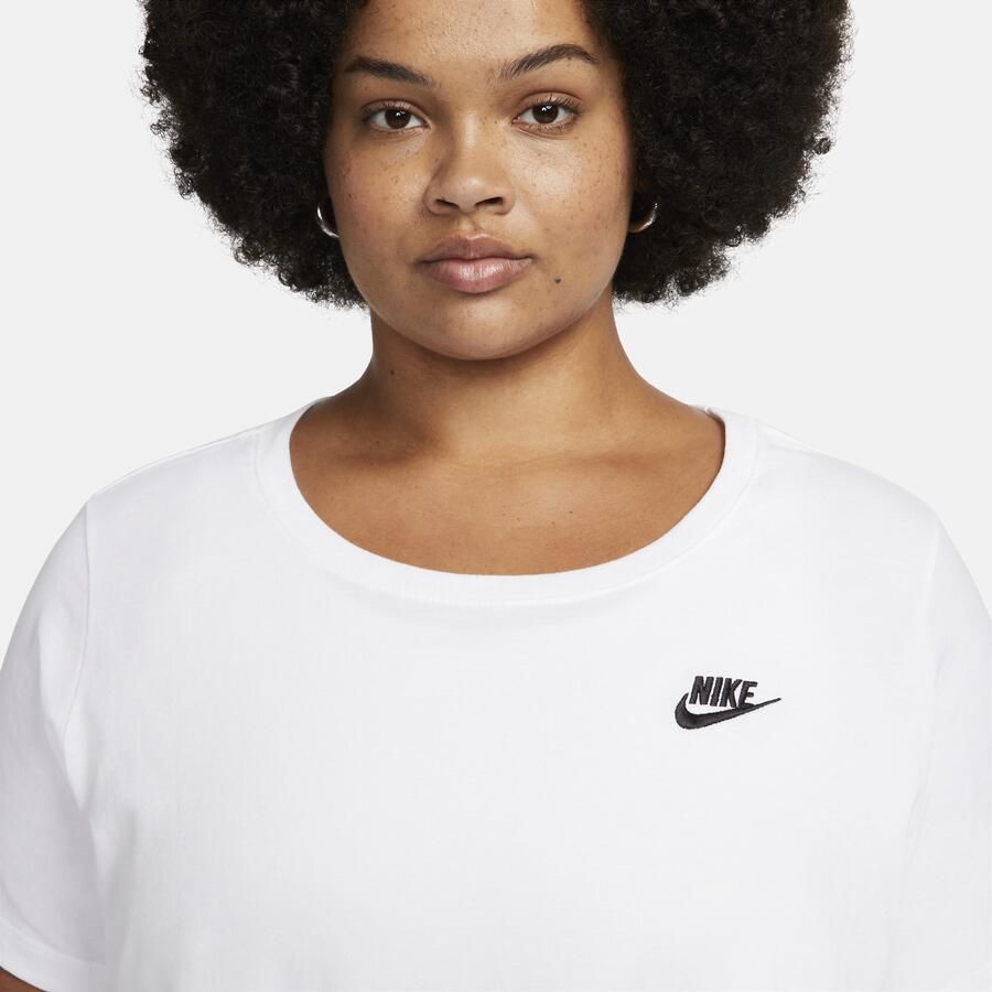 Nike Sportswear Club Essentials T-shirt voor dames (Plus Size) Wit - Foto 2