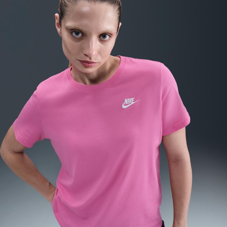 Nike Sportswear Club Essentials T-shirt voor dames Roze - Foto 4