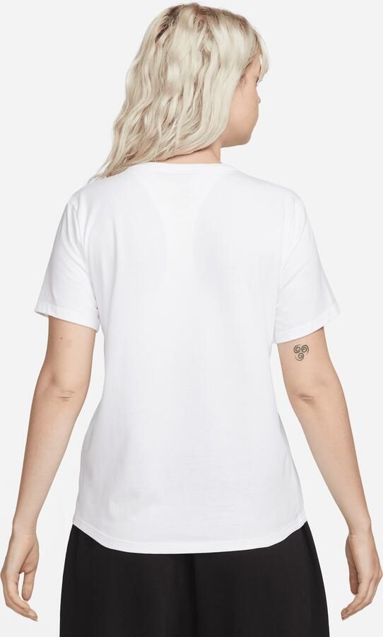 Nike Sportswear Club Essentials T-shirt voor dames Wit - Foto 4