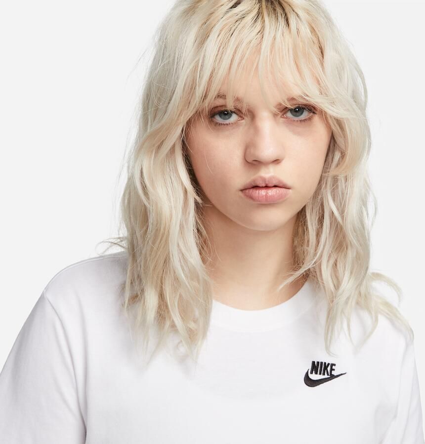 Nike Sportswear Club Essentials T-shirt voor dames Wit - Foto 2