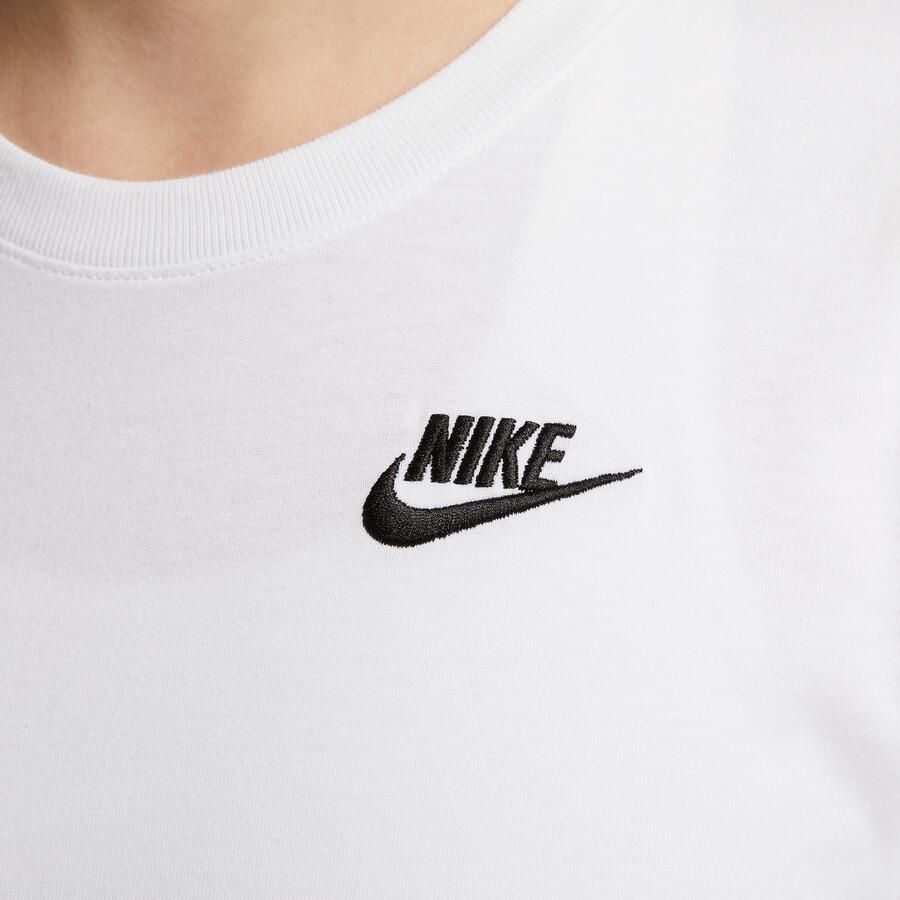 Nike Sportswear Club Essentials T-shirt voor dames Wit