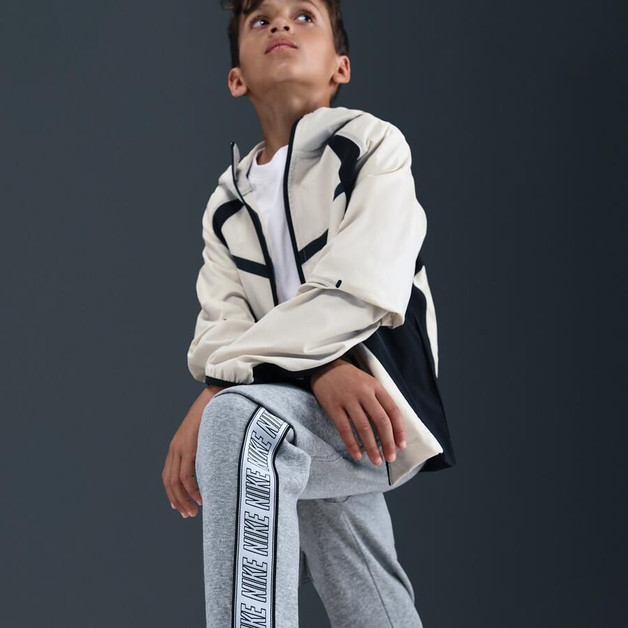 Nike Club Fleece cargobroek voor kids Grijs - Foto 3
