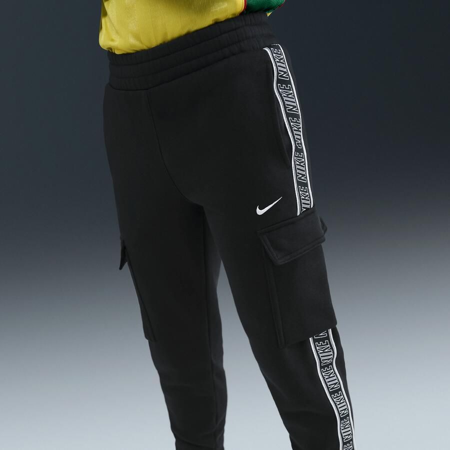 Nike Club Fleece cargobroek voor kids Zwart