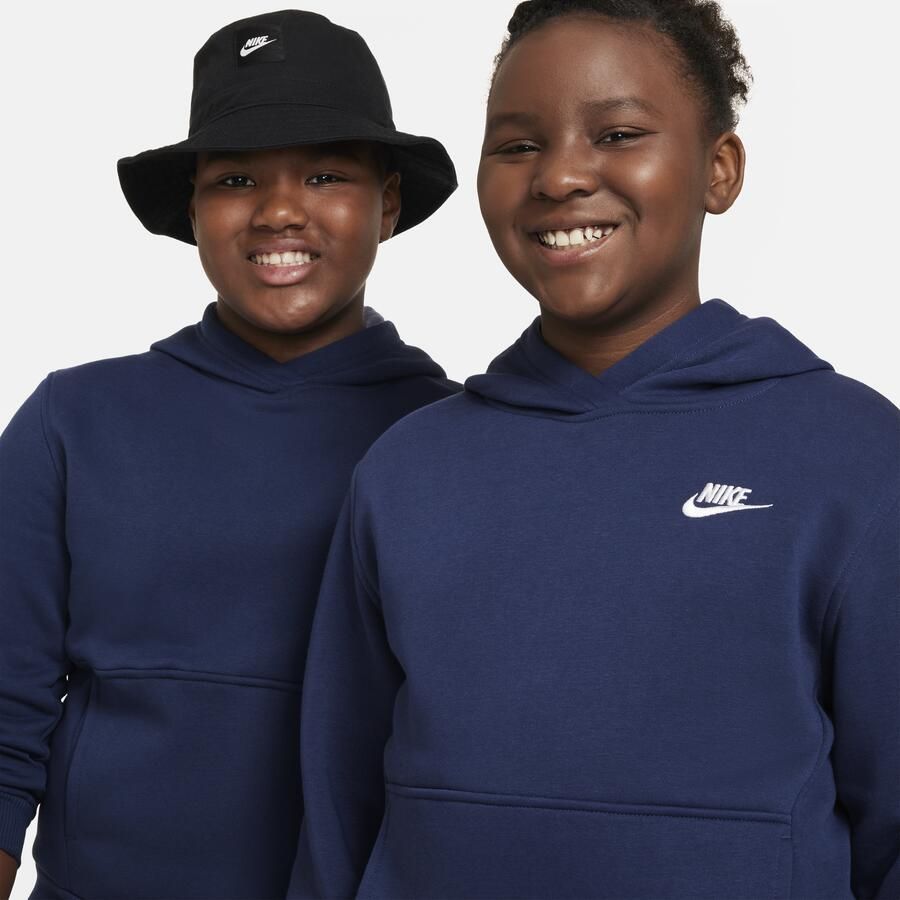 Nike Club Fleece hoodie voor kids (ruimere maten) Blauw