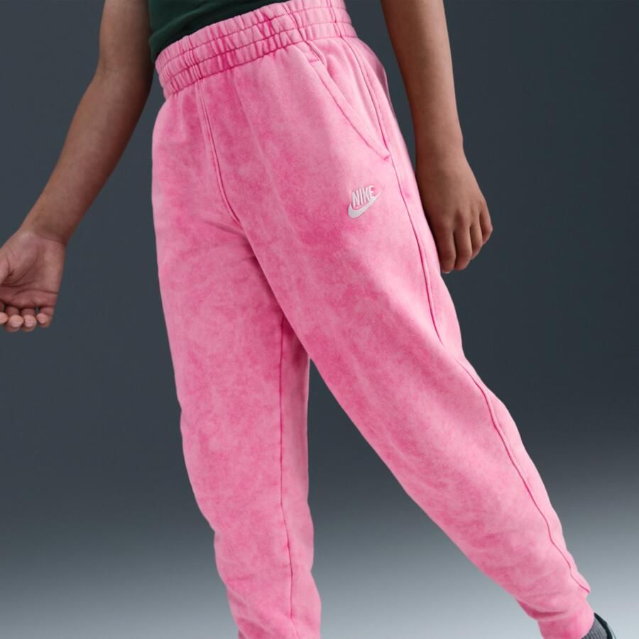 Nike Sportswear Club Fleece joggingbroek van sweatstof voor kids Roze