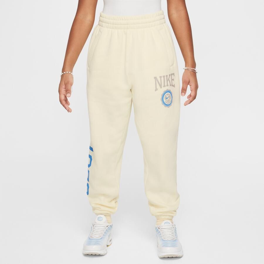 Nike Club Fleece ruimvallende broek voor meisjes Wit - Foto 3