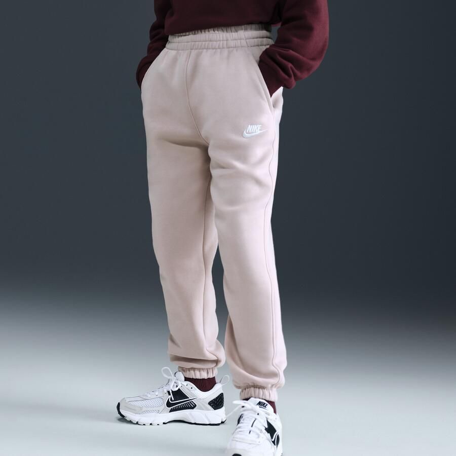 Nike Club Fleece ruimvallende kinderbroek Paars