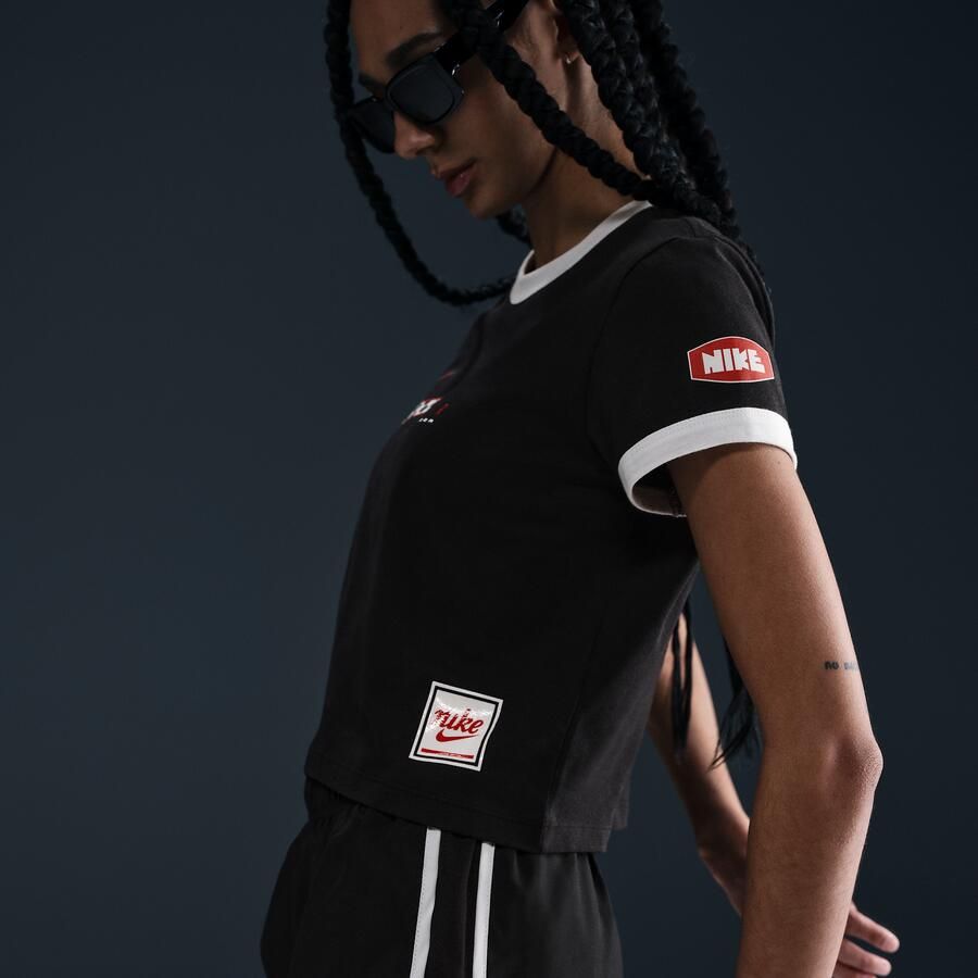 Nike Sportswear Club T-shirt met korte mouwen voor dames Zwart