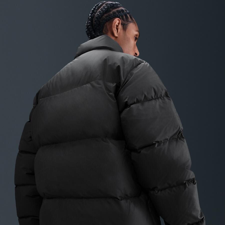Nike Club Therma-FIT pufferjack met dons voor heren Zwart