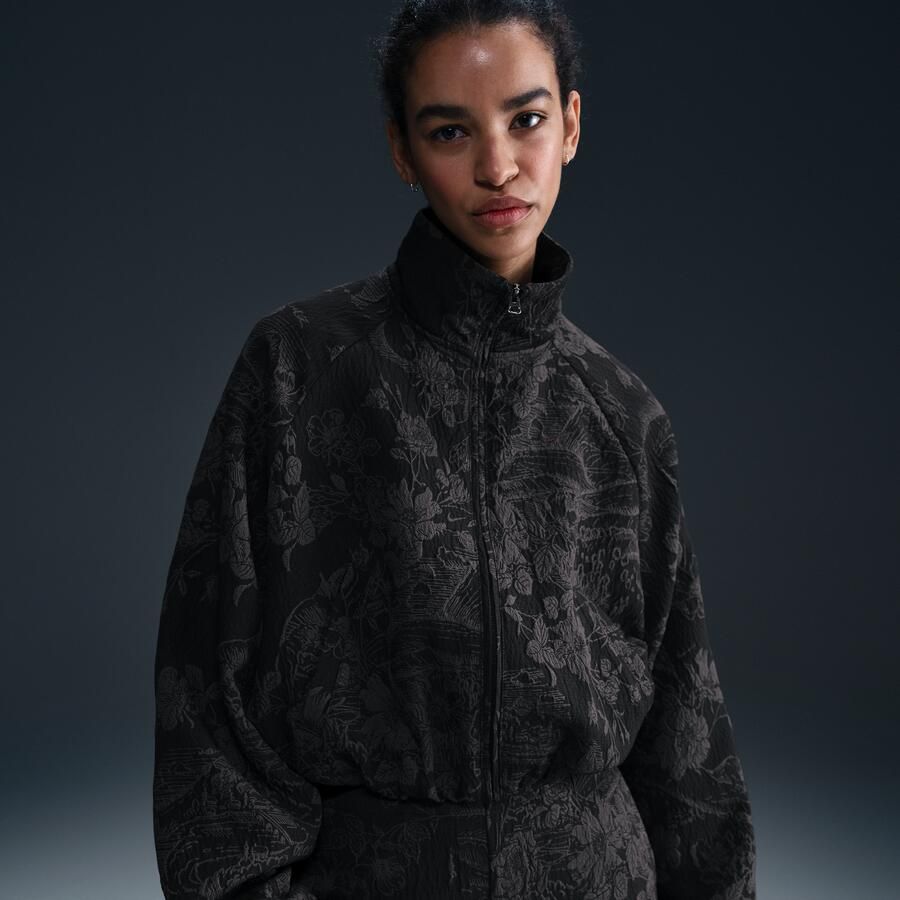 Nike Sportswear Collection oversized jacquard trainingsjack voor dames Zwart - Foto 4