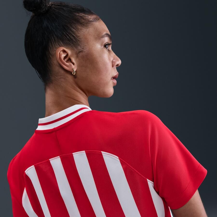 Nike croptop met korte mouwen voor dames Rood