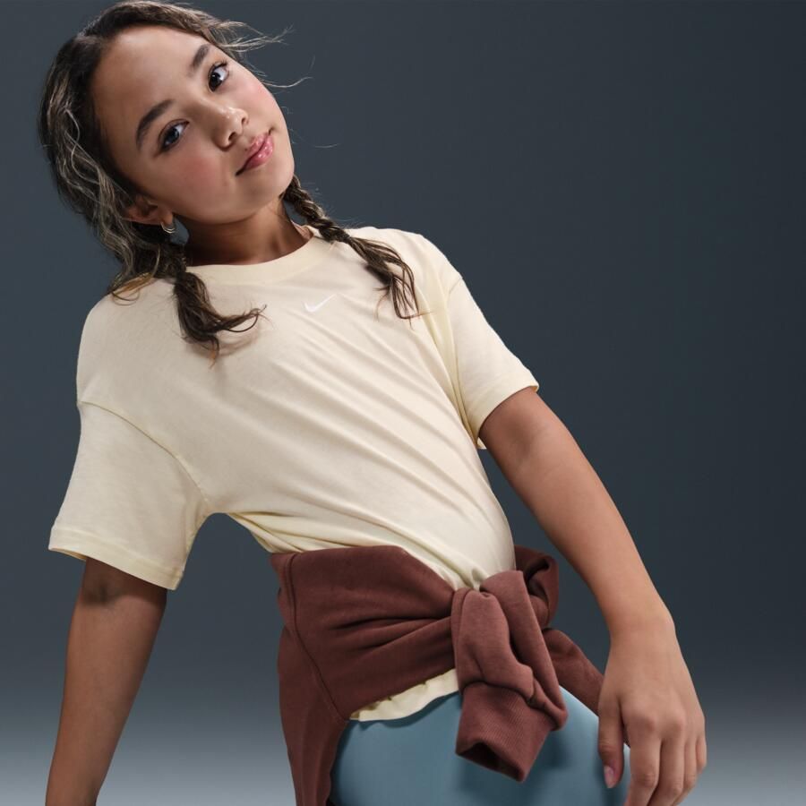 Nike Essential T-shirt voor meisjes Bruin - Foto 2