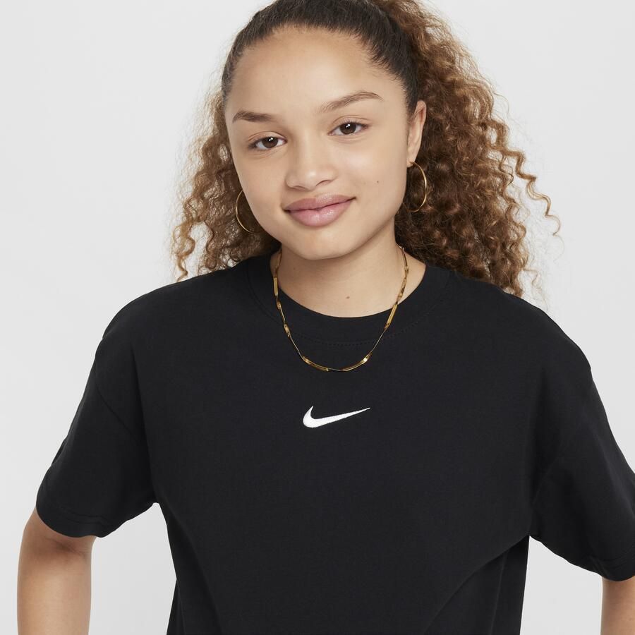 Nike Sportswear Essential T-shirt voor Zwart