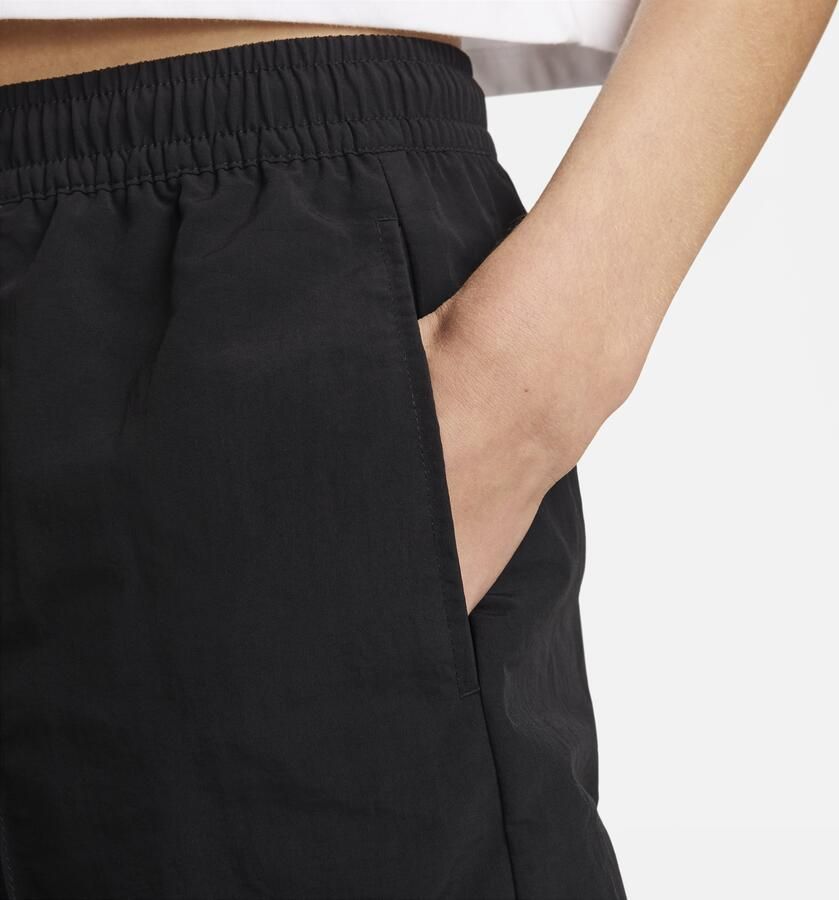 Nike Everything Gewevens damesshorts met halfhoge taille (13 cm) Zwart - Foto 3