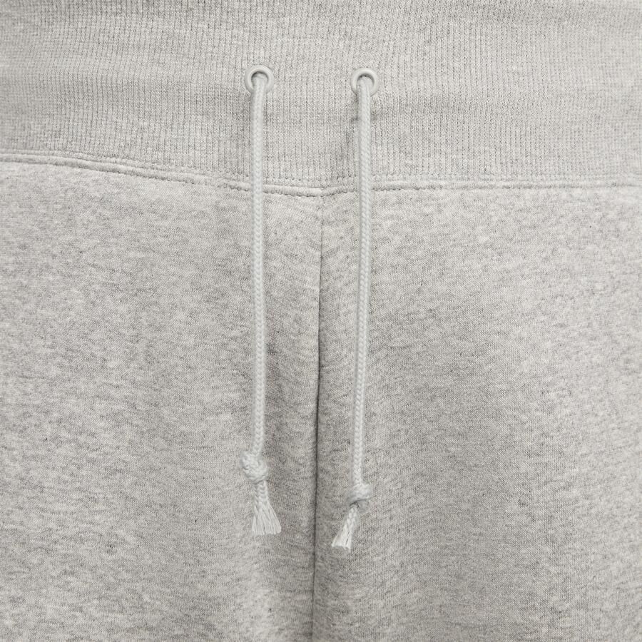 Nike Sportswear Phoenix Fleece damesshorts met hoge taille en ruimvallende pasvorm (Plus Size) Grijs - Foto 3
