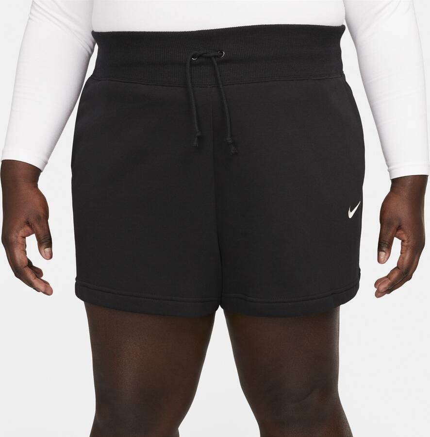 Nike Sportswear Phoenix Fleece damesshorts met hoge taille en ruimvallende pasvorm (Plus Size) Zwart - Foto 4