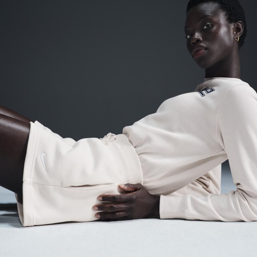 Nike Sportswear Phoenix Fleece damesshorts met ruimvallende pasvorm en hoge taille Bruin - Foto 3