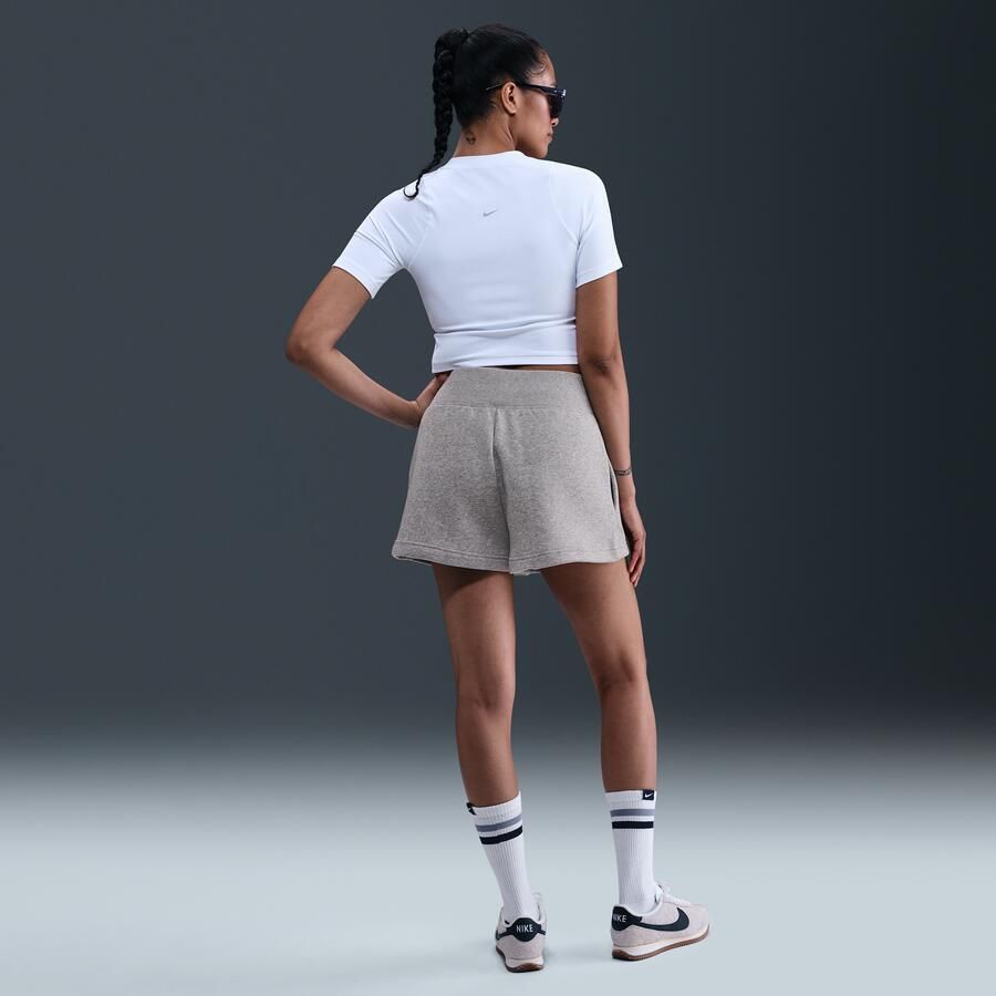 Nike Sportswear Phoenix Fleece damesshorts met ruimvallende pasvorm en hoge taille Grijs - Foto 3