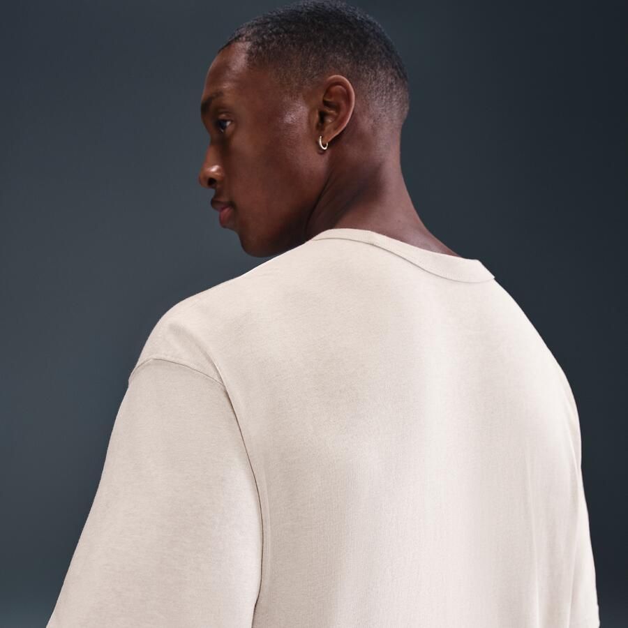 Nike Premium Essentials T-shirt voor heren Grijs