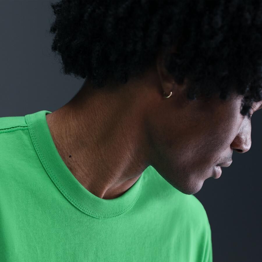 Nike Premium Essentials T-shirt voor heren Groen - Foto 2