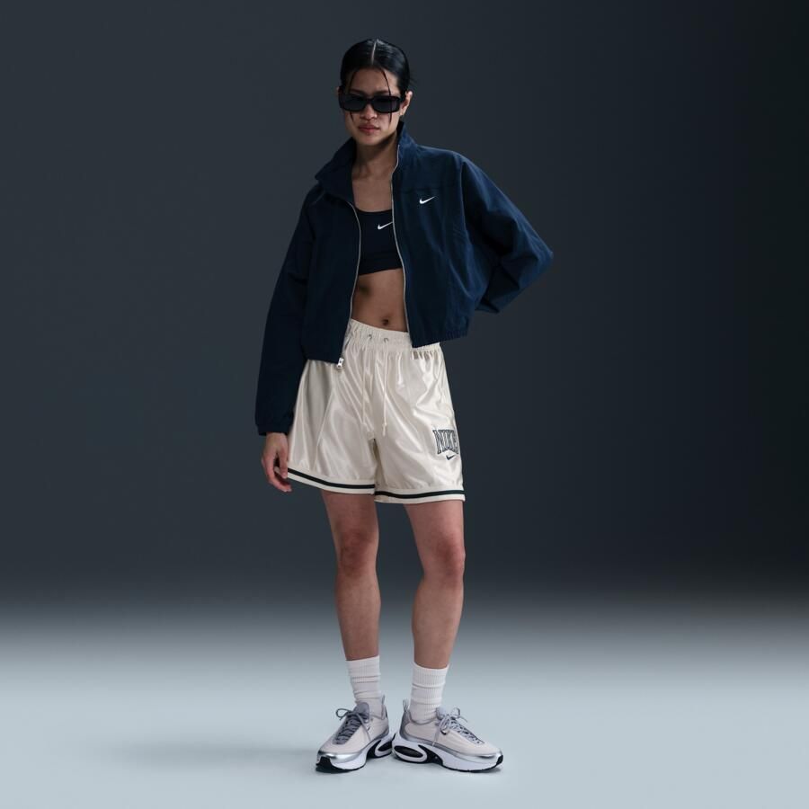 Nike ruimvallende shorts met halfhoge taille en graphic voor dames Wit - Foto 4