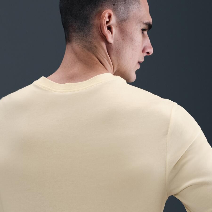 Nike Sportswear Sole Food T-shirt Bruin