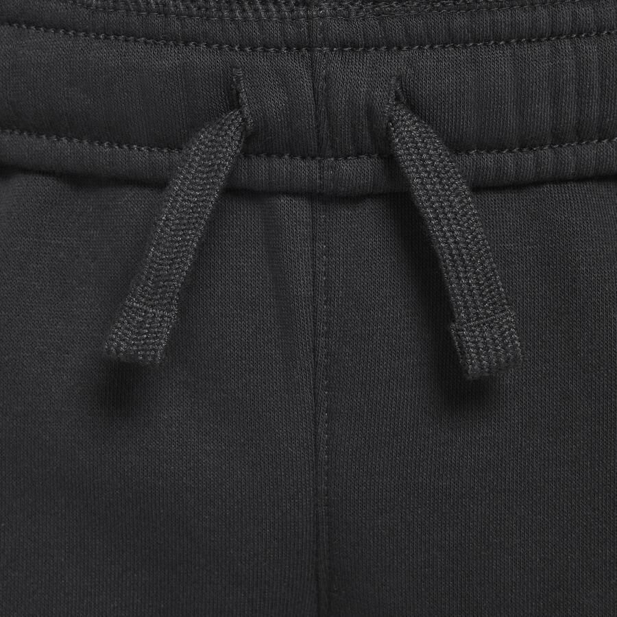 Nike Sportswear Standard Issue cargobroek voor jongens Zwart