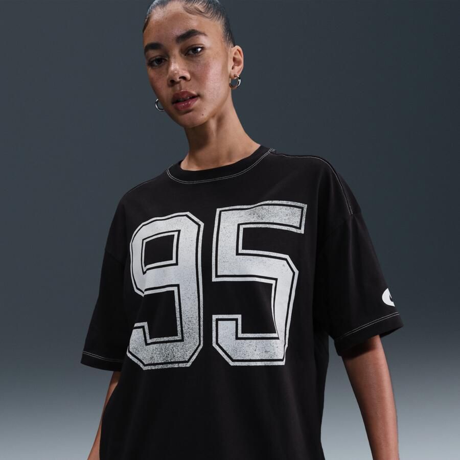 Nike Sportswear T-shirt met graphic voor dames Zwart - Foto 4