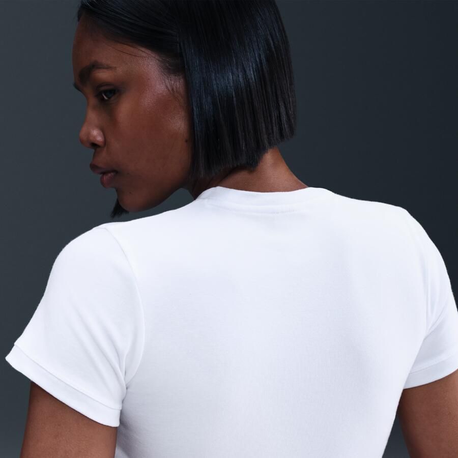 Nike T-shirt voor dames Wit