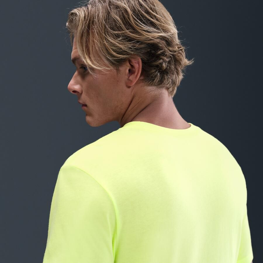 Nike Sportswear T-shirt voor heren Geel