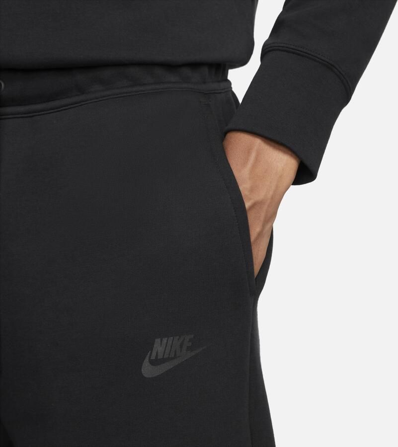Nike Sportswear Tech Fleece Herenshorts Zwart